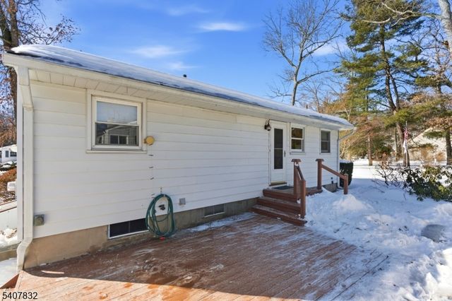 11 Cypress Ave, Lincoln Park Boro, NJ 07035