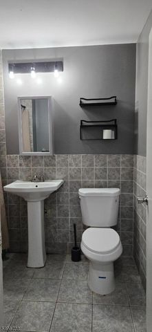 5 Frederick Ter 3, Irvington Twp., NJ 07111