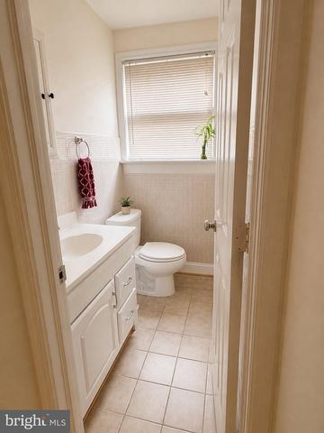 4508 CHESTNUT ST, Bethesda, MD 20814