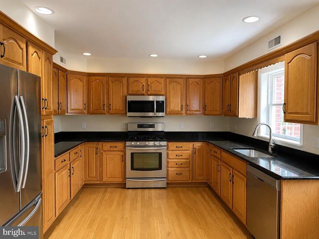 4508 CHESTNUT ST, Bethesda, MD 20814