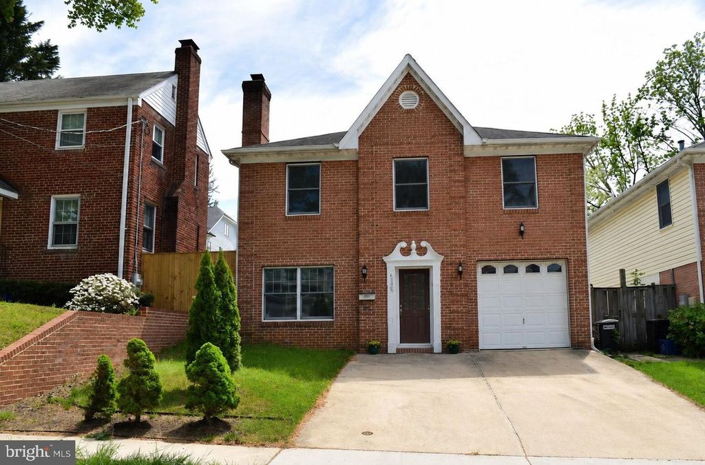 4508 CHESTNUT ST, Bethesda, MD 20814