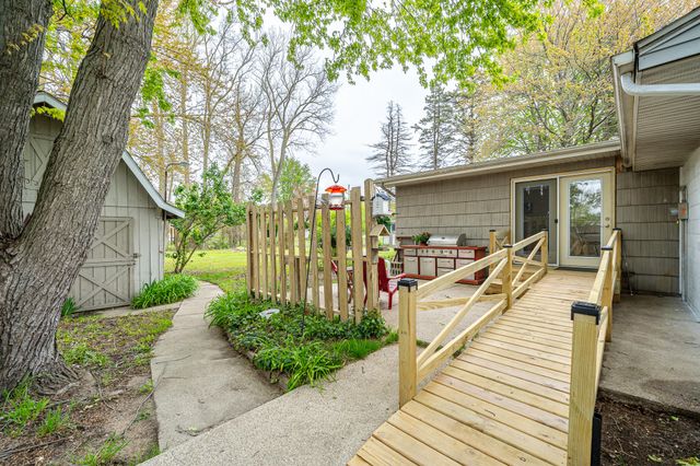 3104 E Apple Avenue, Muskegon, MI 49442