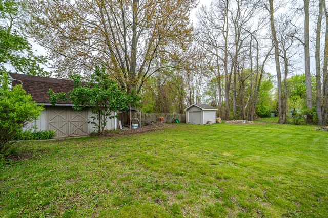 3104 E Apple Avenue, Muskegon, MI 49442