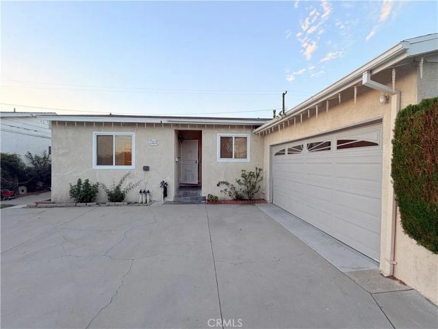 1525 W Houston, Fullerton, CA 92833