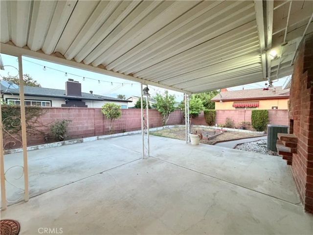 1525 W Houston, Fullerton, CA 92833