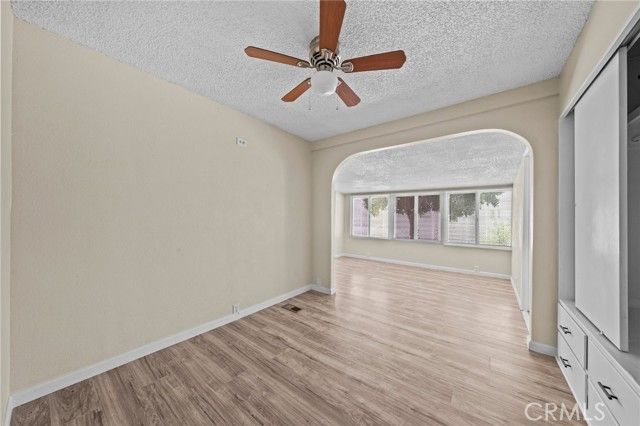 560 Santa Clara Circle, Hemet, CA 92543