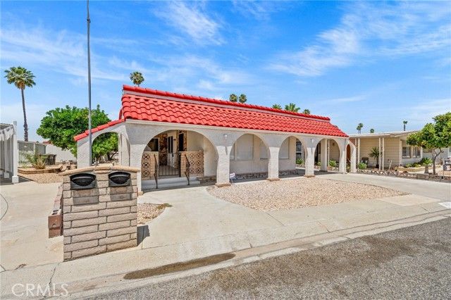 560 Santa Clara Circle, Hemet, CA 92543