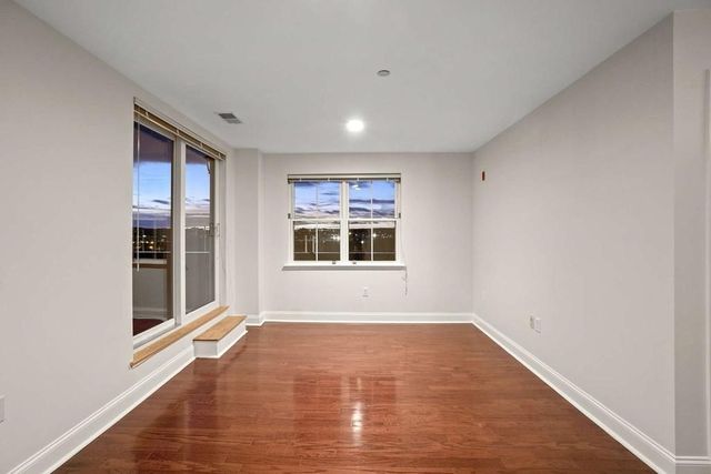 120 Wyllis Ave 424, Everett, MA 02149