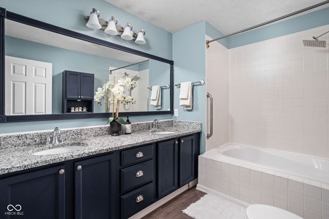 349 E Quail Wood Lane, Westfield, IN 46074