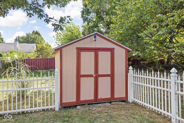 349 E Quail Wood Lane, Westfield, IN 46074