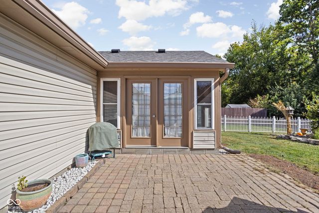 349 E Quail Wood Lane, Westfield, IN 46074
