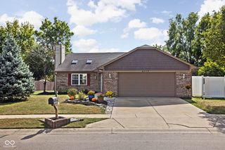 349 E Quail Wood Lane, Westfield, IN 46074