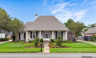 19222 S Trent Jones Dr, Baton Rouge, LA 70810