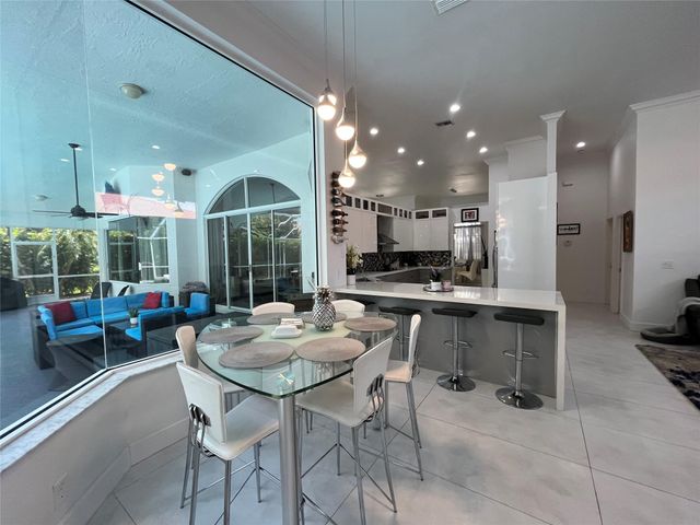 9963 NW 64th Ct, Parkland, FL 33076