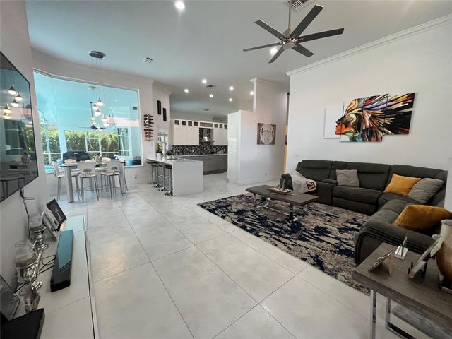 9963 NW 64th Ct, Parkland, FL 33076