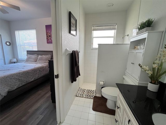9963 NW 64th Ct, Parkland, FL 33076