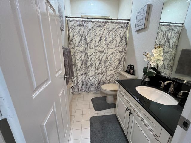 9963 NW 64th Ct, Parkland, FL 33076
