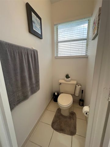 9963 NW 64th Ct, Parkland, FL 33076