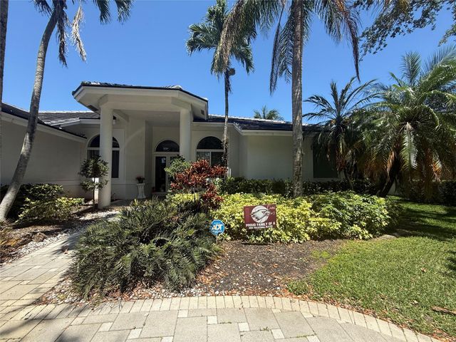9963 NW 64th Ct, Parkland, FL 33076
