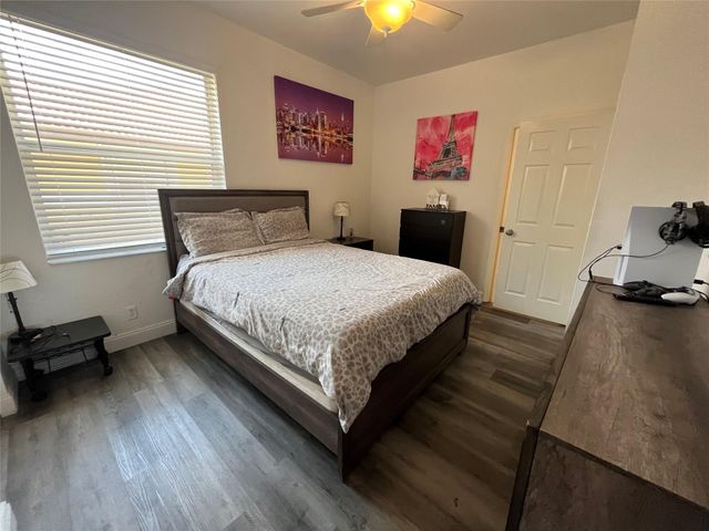 9963 NW 64th Ct, Parkland, FL 33076