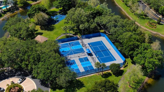 9963 NW 64th Ct, Parkland, FL 33076