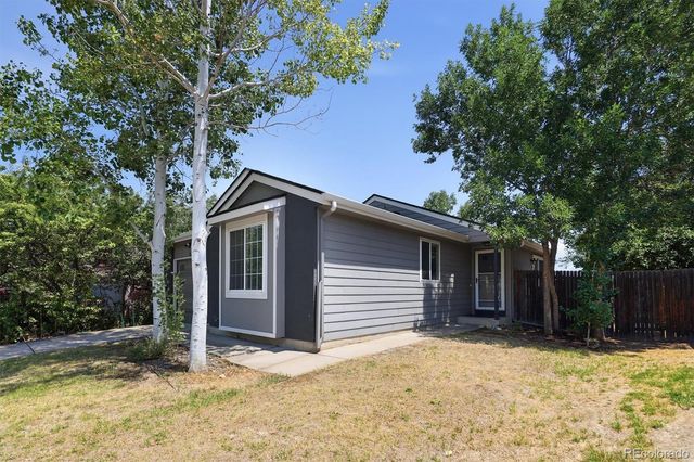2320 E Cherrywood Drive, Lafayette, CO 80026