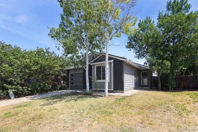 2320 E Cherrywood Drive, Lafayette, CO 80026