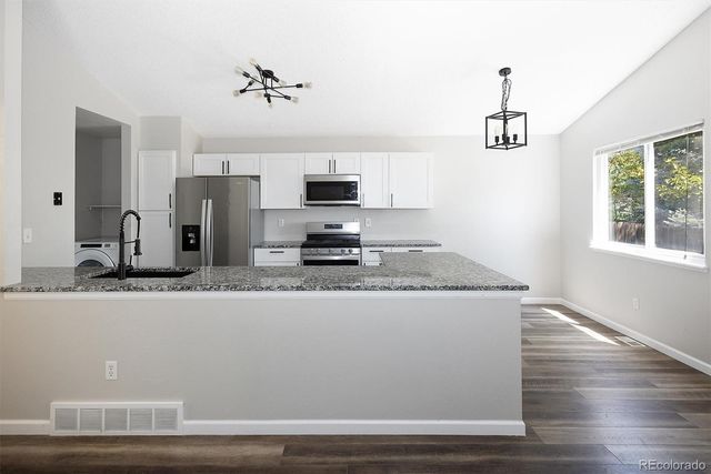 2320 E Cherrywood Drive, Lafayette, CO 80026