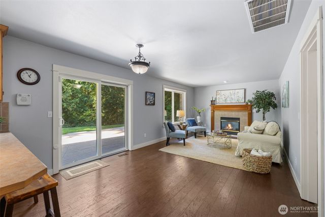 5107 E Lake Bosworth Drive, Snohomish, WA 98290