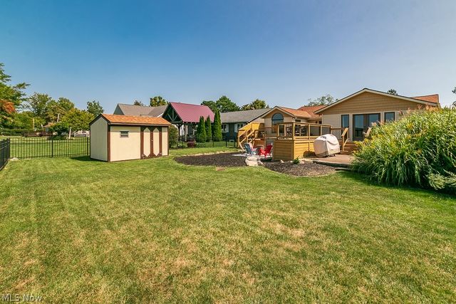 33091 Lake Shore Boulevard, Eastlake, OH 44095