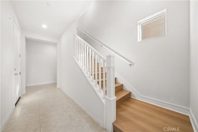 602 Catalonia, Lake Forest, CA 92630