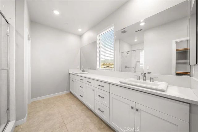 602 Catalonia, Lake Forest, CA 92630