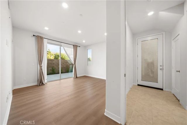602 Catalonia, Lake Forest, CA 92630