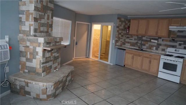 44937 E 5th street, Lancaster, CA 93535