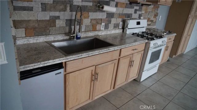 44937 E 5th street, Lancaster, CA 93535