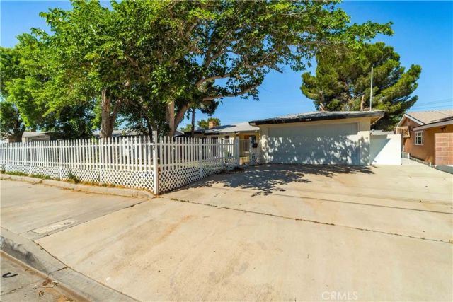 44937 E 5th street, Lancaster, CA 93535