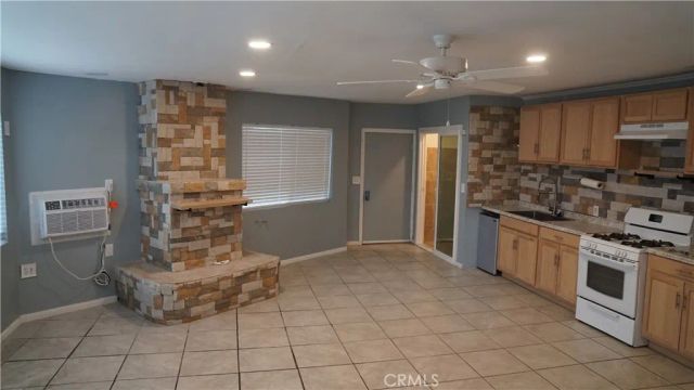 44937 E 5th street, Lancaster, CA 93535