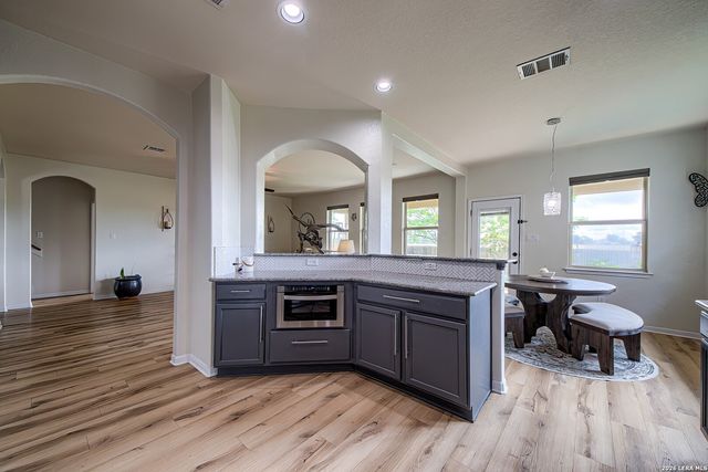 2047 Pecan Bend, New Braunfels, TX 78130