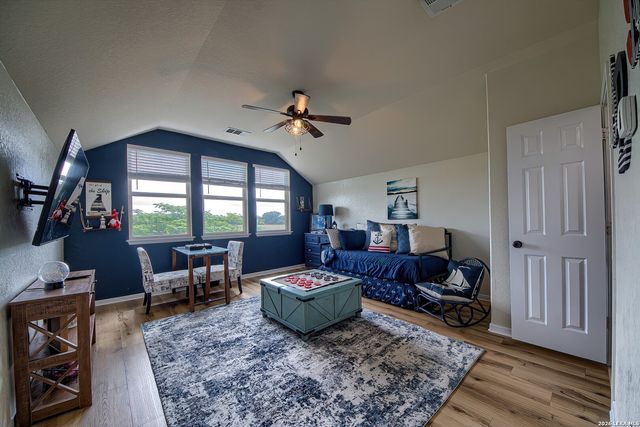 2047 Pecan Bend, New Braunfels, TX 78130