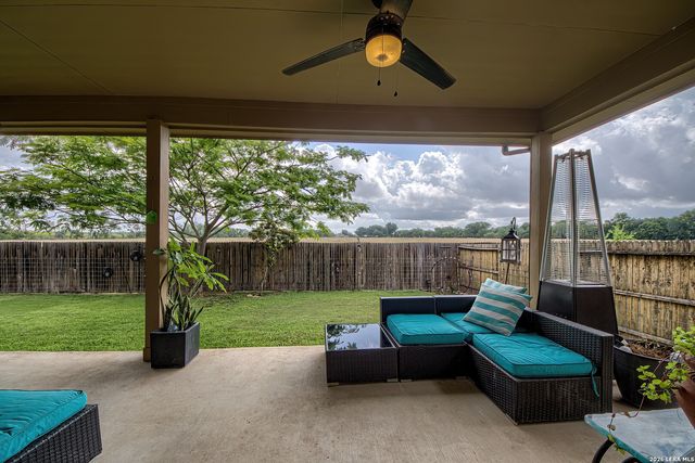 2047 Pecan Bend, New Braunfels, TX 78130