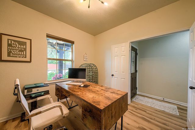 2047 Pecan Bend, New Braunfels, TX 78130