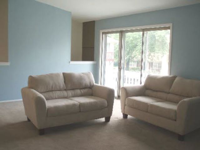 327 Carthage Court D, Bloomingdale, IL 60108