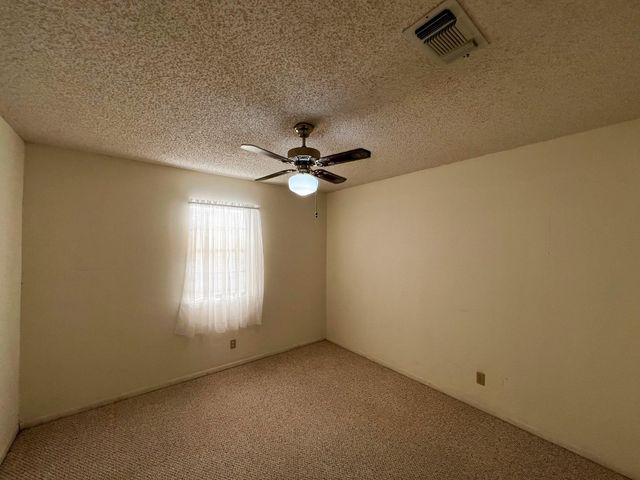 240 S Reed CIR, La Grange, TX 78945