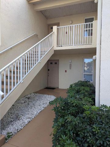 19117 Glenmoor Drive, West Palm Beach, FL 33409