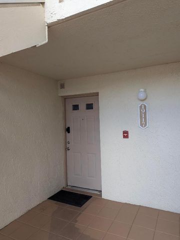 19117 Glenmoor Drive, West Palm Beach, FL 33409