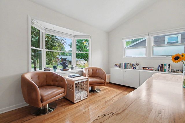 815 Sunrise Court, Ann Arbor, MI 48103