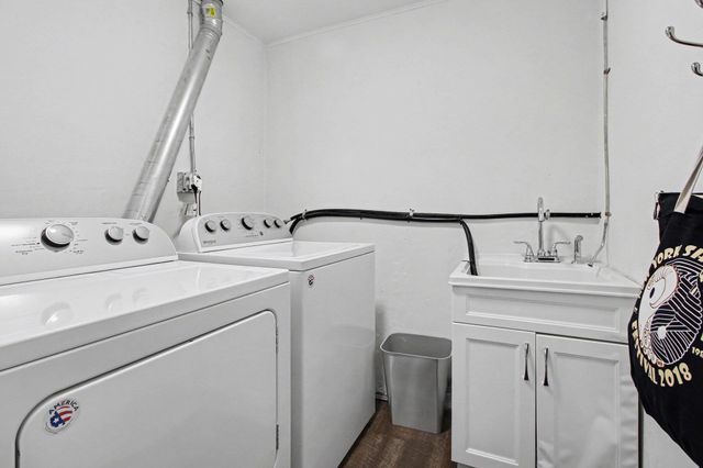 815 Sunrise Court, Ann Arbor, MI 48103