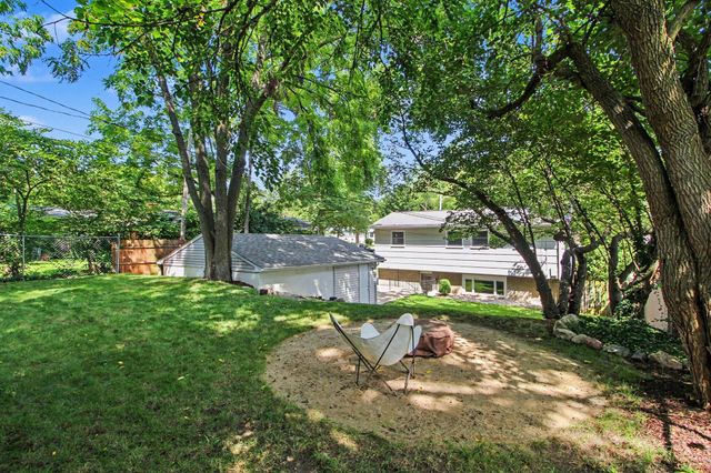 815 Sunrise Court, Ann Arbor, MI 48103
