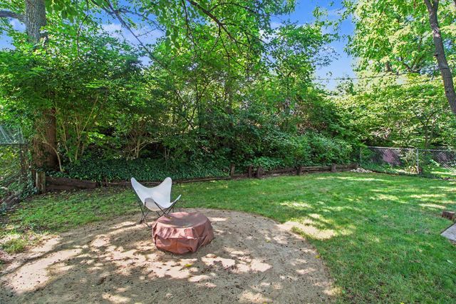 815 Sunrise Court, Ann Arbor, MI 48103