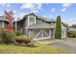 2086 SUNRAY Cir, West Linn, OR 97068